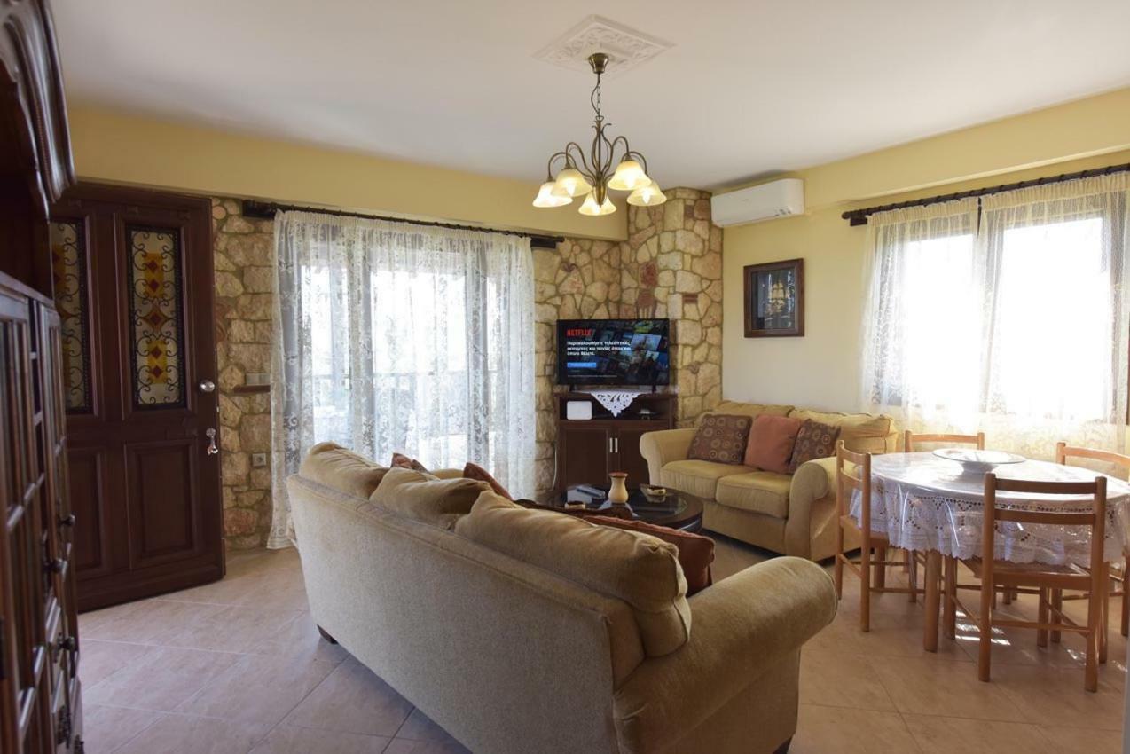 פסאקודיה Captain'S Villa Appartments מראה חיצוני תמונה