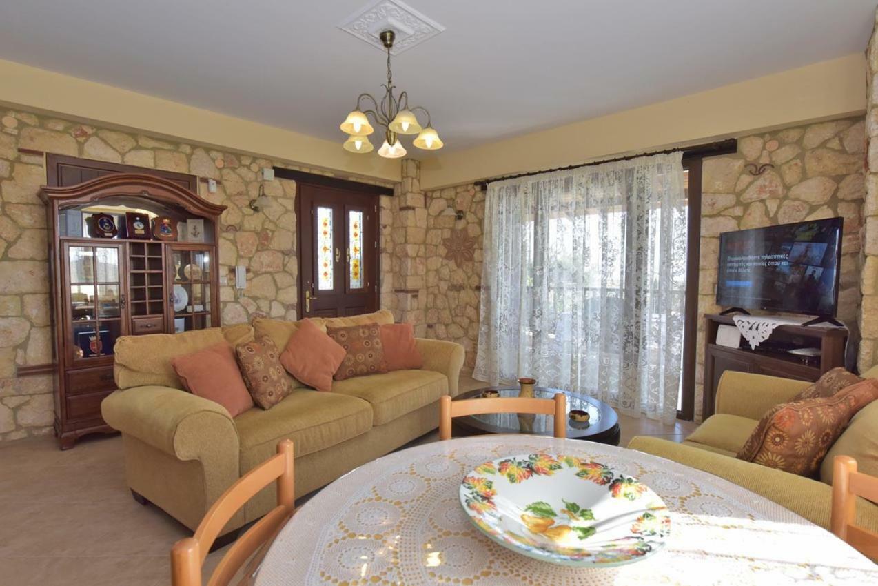 פסאקודיה Captain'S Villa Appartments מראה חיצוני תמונה