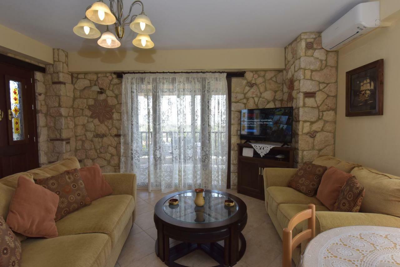 פסאקודיה Captain'S Villa Appartments מראה חיצוני תמונה