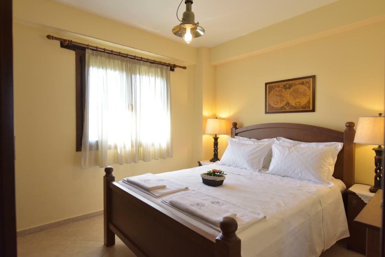 פסאקודיה Captain'S Villa Appartments מראה חיצוני תמונה