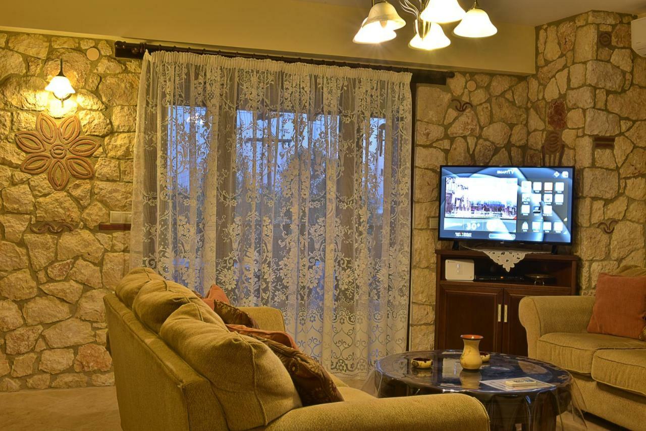 פסאקודיה Captain'S Villa Appartments מראה חיצוני תמונה